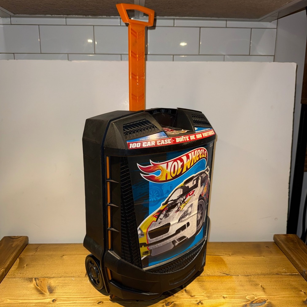 Hot Wheels Rollin 100 Car Case Tara Toy Corp Black Orange Rolling Storage 20135